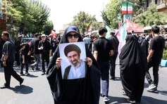 Lãnh tụ tối cao Iran có động thái mới, giá dầu tăng khi Tehran ra điều kiện