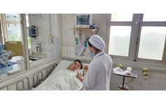 Cấp tốc đưa thuốc từ Hà Nội vào TP.HCM cứu bệnh nhân sốt rét ác tính