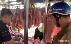 Giá heo hơi hôm nay 10.8.2026: Miền Bắc và miền Trung tiếp tục giảm