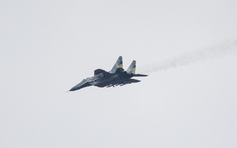 Chiến đấu cơ MiG-29 Ukraine bốc cháy giữa phi vụ