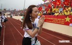 Madam Pang ra tay, đội tuyển Thái Lan được hưởng lợi lớn ở bán kết đấu Singapore