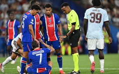 Trọng tài người Somalia từng bị Mỹ từ chối nhập cảnh ở World Cup đi vào lịch sử