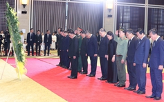 Thường trực Ban Bí thư Trần Cẩm Tú dự Lễ truy điệu Chủ tịch Quốc hội Lào