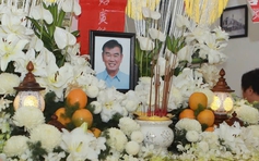 Nghẹn ngào tiễn biệt HLV Phan Thanh Hùng