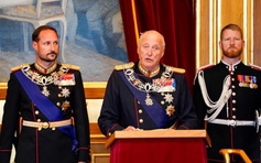 Vua Harald V của Na Uy nhập viện, Thái tử Haakon tạm quyền