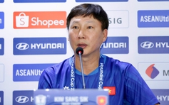 HLV Kim Sang-sik: 'Đội tuyển Việt Nam sẽ chiến đấu với lòng kiêu hãnh để thắng Thái Lan và vô địch’