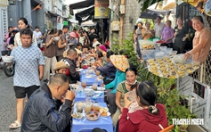 'Hẻm xe ngựa' ở TP.HCM mở tiệc buffet chay miễn phí, người từ xa cũng tìm tới
