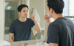 Nên đánh răng trước hay sau ăn sáng để bảo vệ men răng?