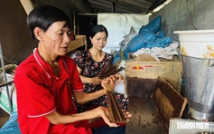 Vợ chồng khuyết tật và những buổi livestream làm nhang