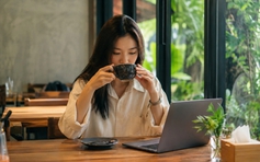 Uống cà phê thường xuyên: Bất ngờ về mỡ bụng và cơ bắp