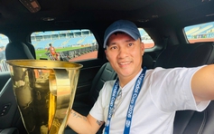 Công Vinh đón vinh dự đặc biệt: Mang cúp vô địch ASEAN Cup ra sân Mỹ Đình