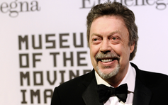 Tài tử phim 'Ở nhà một mình 2' Tim Curry qua đời
