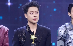 Cậu bé từng gây sốt khi hát bolero giờ giành 'cú đúp' quán quân là ai?