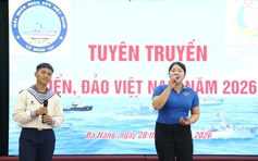 Hàng trăm tân sinh viên mang tình yêu biển, đảo đến Vùng 3 Hải quân