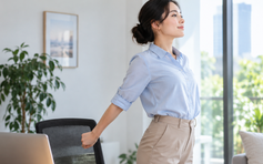 Đứng dậy sau 30 phút ngồi, cơ thể nhận lợi ích bất ngờ