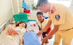Công an TP.HCM hỗ trợ 35 triệu đồng cho thai phụ 38 tuần gặp tai nạn