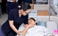 Chủ tịch nước tặng thưởng Huân chương Dũng cảm cho cô giáo Hoàng Thị Hiền