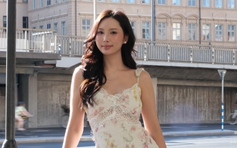 Nghệ thuật phối trang phục hoa thanh lịch chuẩn quý cô