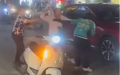 Xác minh clip tài xế xe ôm công nghệ bị đánh túi bụi trong đêm