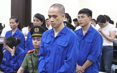 Lập 7 công ty, vận chuyển trái phép hơn 12.000 tỉ đồng sang Trung Quốc