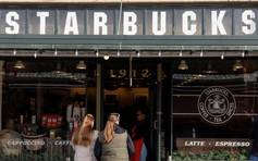 Starbucks sắp đóng cửa thêm 250 cửa hàng, tại sao vậy?