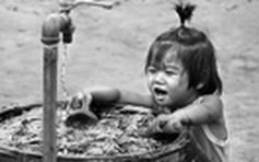 Lê Hồng Linh đi… bán ảnh