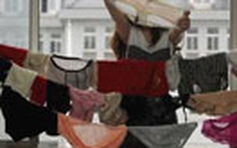 Nghệ thuật... quần lót