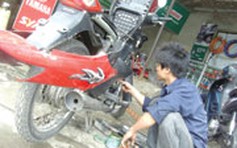 Cảnh giác khi đi bảo dưỡng, sửa chữa xe máy