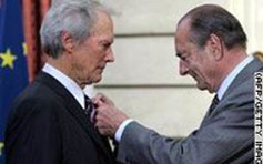 Clint Eastwood được Tổng thống Pháp trao Huân chương Bắc đẩu bội tinh