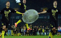 Dortmund vô địch trước 2 vòng