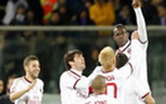 Balotelli cứu AC Milan và Seedorf