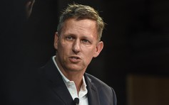 Cha đẻ bí ẩn của đồng Bitcoin có thể đã gặp tỉ phú Peter Thiel