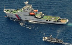 Mỹ tuyên bố cứng sau vụ tàu hải cảnh Trung Quốc phun vòi rồng tại Biển Đông