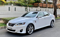 'Xe cọp' Lexus IS 250 đã qua sử dụng 10 năm rao giá gần 1 tỉ đồng