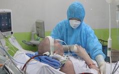 Phi công người Anh mắc Covid-19 đã ngừng sử dụng ECMO