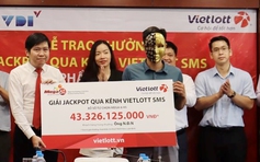 Đang tập thể dục, thanh niên nhận tin trúng Jackpot hơn 43 tỉ đồng qua Vietlott SMS