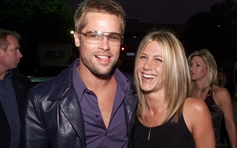 Jennifer Aniston nói cô và Brad Pitt là bạn bè thì không có gì kỳ quặc