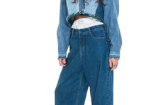 Những kiểu quần jeans thoải mái được ưa chuộng trong mùa Thu Đông 2021