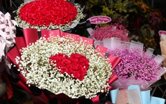 Ngày lễ Tình nhân 14.2: Có bó hoa gần 50 triệu đồng