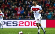 Arda Turan từ giã tuyển Thổ Nhĩ Kỳ vì hành hung nhà báo