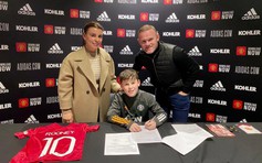 Con trai Wayne Rooney kế nghiệp bố khoác áo CLB M.U