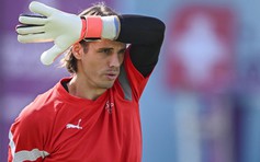 Bayern Munich chiêu mộ thủ môn tuyển Thụy Sĩ cho trận quyết đấu PSG tại Champions League