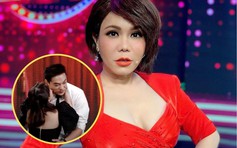 Việt Hương khiến đàn em bối rối vì diễn xuất táo bạo trên sân khấu