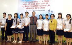 Ươm mầm tương lai cho những học sinh miền núi, biển đảo