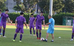 AFF Cup: Động thái bất ngờ của thầy Park trong buổi tập của tuyển Việt Nam