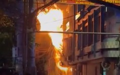 TP.HCM: Cháy nhà phố 3 tầng ở Q.Bình Thạnh trong đêm, nghi nổ bình gas