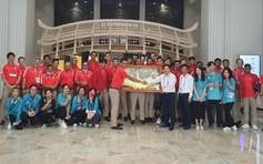 Đội bóng đầu tiên rời Việt Nam, chia tay SEA Games trong bịn rịn của chủ nhà