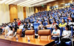 Hội thảo phát triển năng lực: Đánh thức nguồn năng lượng cho các bạn trẻ