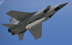 Nga trang bị tên lửa bội siêu thanh trên tiêm kích MiG-31