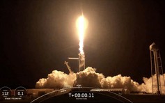 SpaceX thực hiện chuyến du hành dân sự hoàn toàn đầu tiên lên không gian